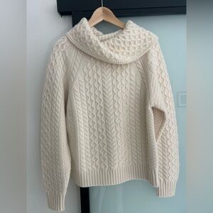 Doen turtleneck sweater - small - nwt